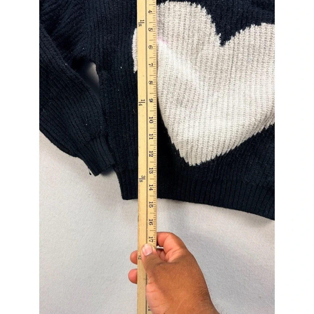 Old Navy SoSoft Girls Long-Sleeve Ribbed Heart Pullover Sweater Small